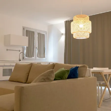 Camaro Aparthotel 4*
