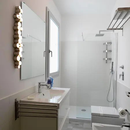 Camaro מלון דירות