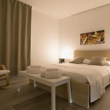 מלון דירות Camaro פאביננה