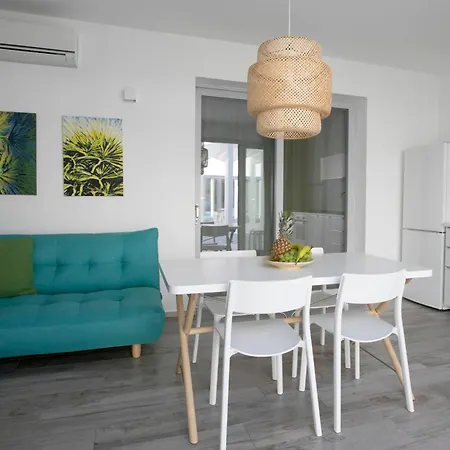 Camaro מלון דירות פאביננה