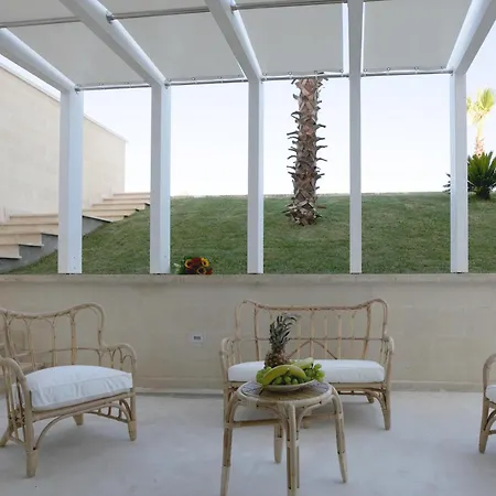 Camaro מלון דירות פאביננה