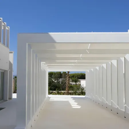 Camaro מלון דירות 4*