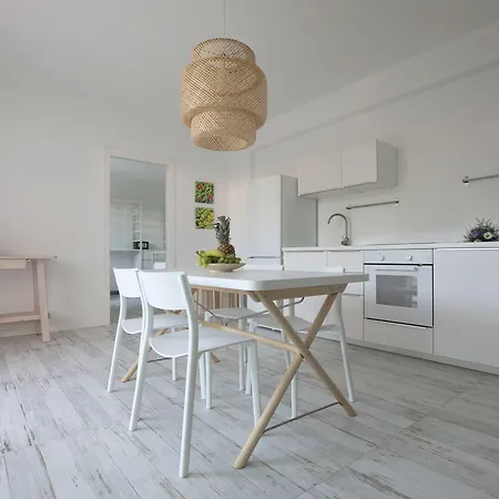 מלון דירות Camaro פאביננה